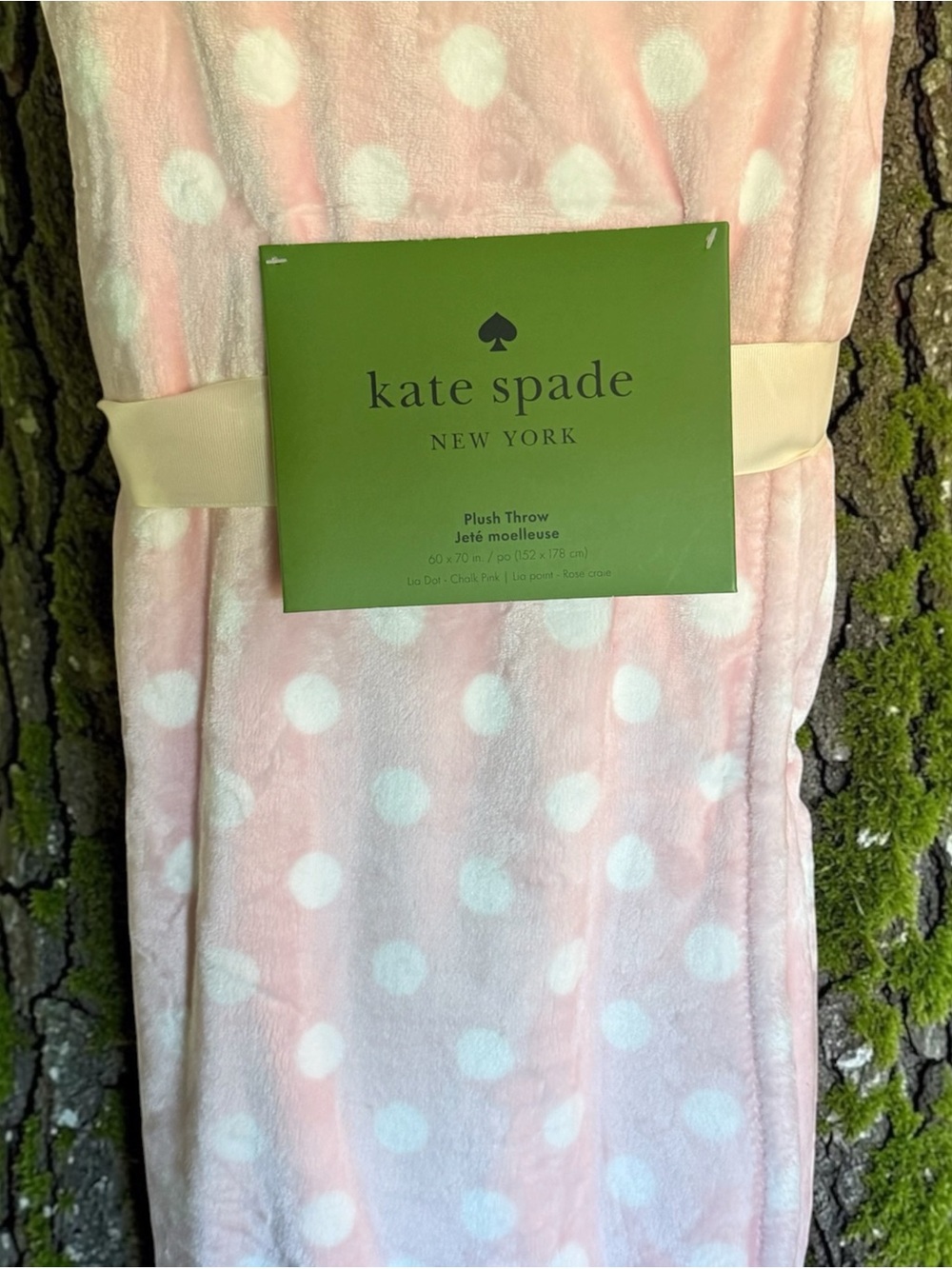 kate spade Pink and White Polka Dot ‘Lia Dot’ limited Plush Throw
